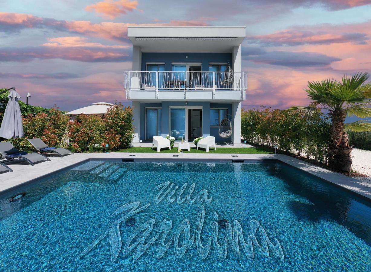 Villa Karolina Desenzano del Garda Buitenkant foto